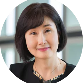 Photo of Ms. Michelle LEE